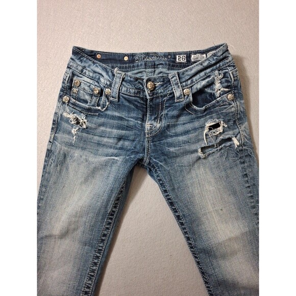 Miss Me Embellished Capri Jeans 26 30x19 Distressed Holes Selvedge T Flap Pocket - Picture 6 of 12